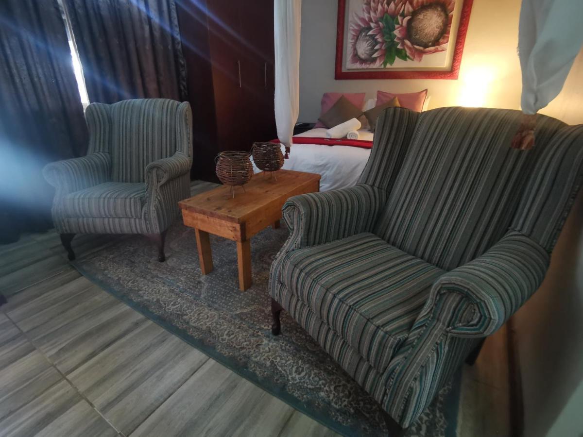 Sun Deck Lodge Hartbeespoort Bagian luar foto